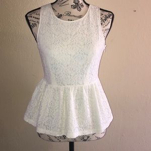 Banana Republic Lace Peplum Sleeveless Top